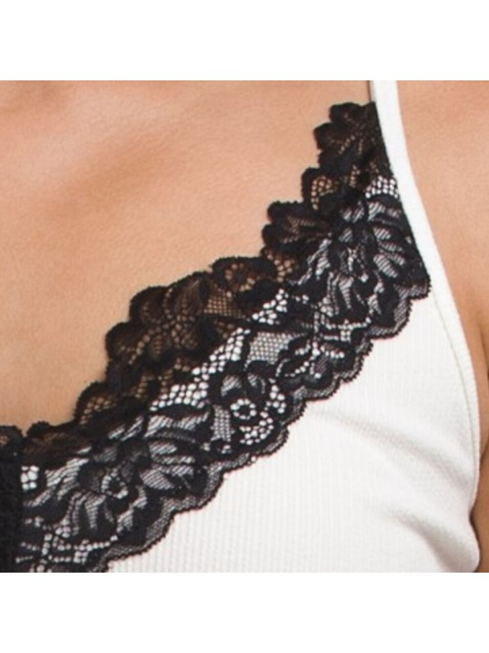 HEARTLOOM Bradshaw Camisole - Picture 3 of 3